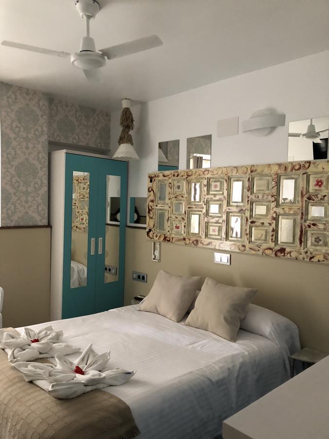 Hostal Boutique Luna De Gavin Cullera Exteriör bild