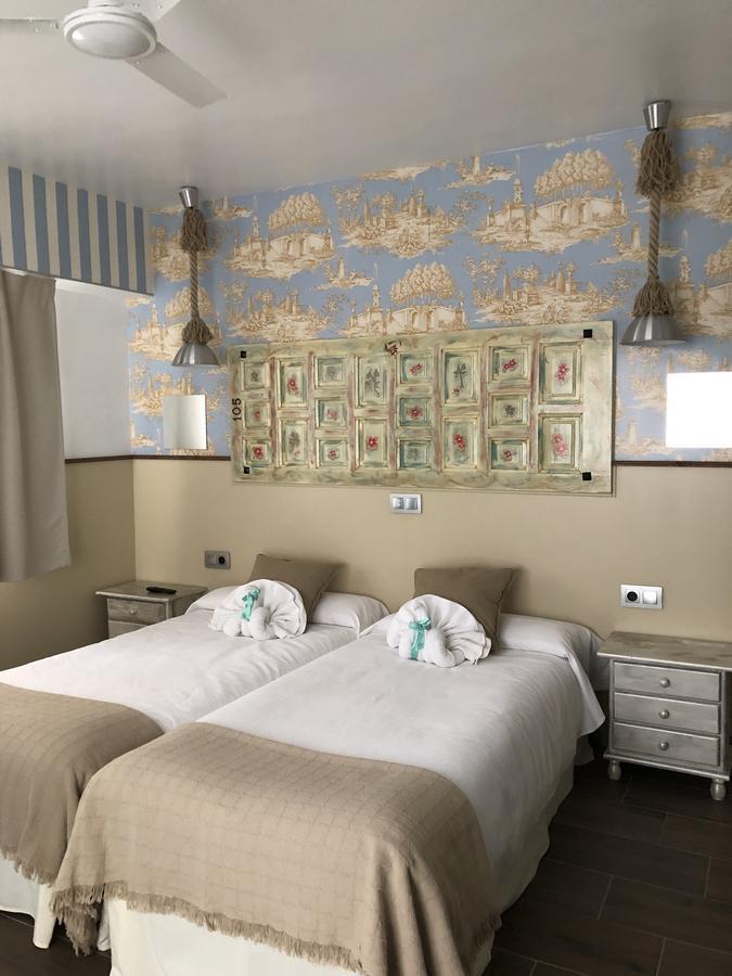 Hostal Boutique Luna De Gavin Cullera Exteriör bild