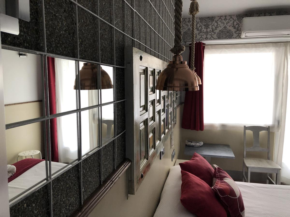 Hostal Boutique Luna De Gavin Cullera Exteriör bild